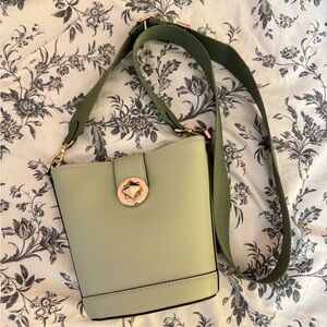 Kate Spade Bucket Bag Crossbody